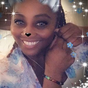 Meet your Posher, Asha